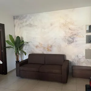 https://saconza-house.hotelsalgherosardinia.com